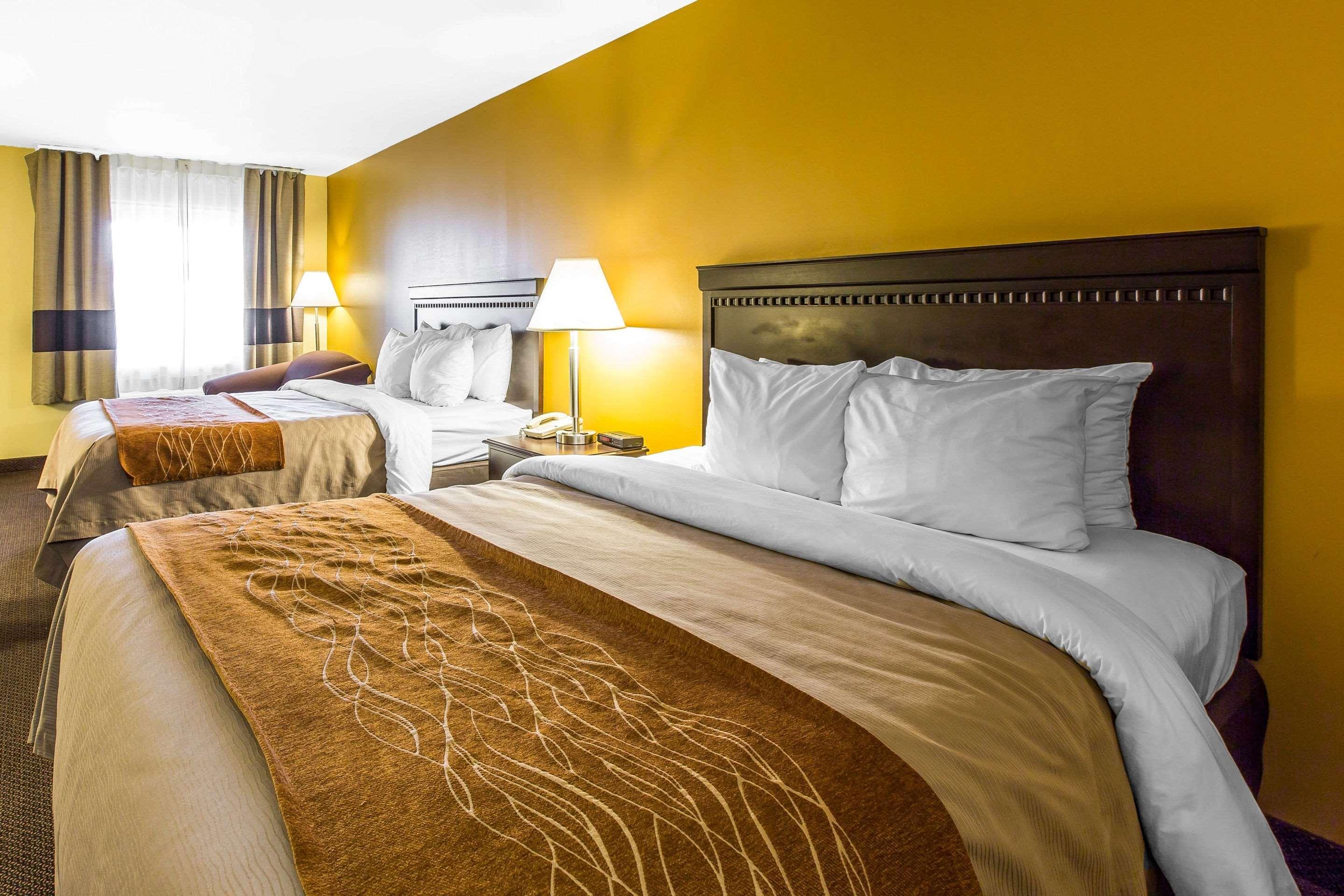 Clarion Pointe Forsyth I-75 Hotell Eksteriør bilde